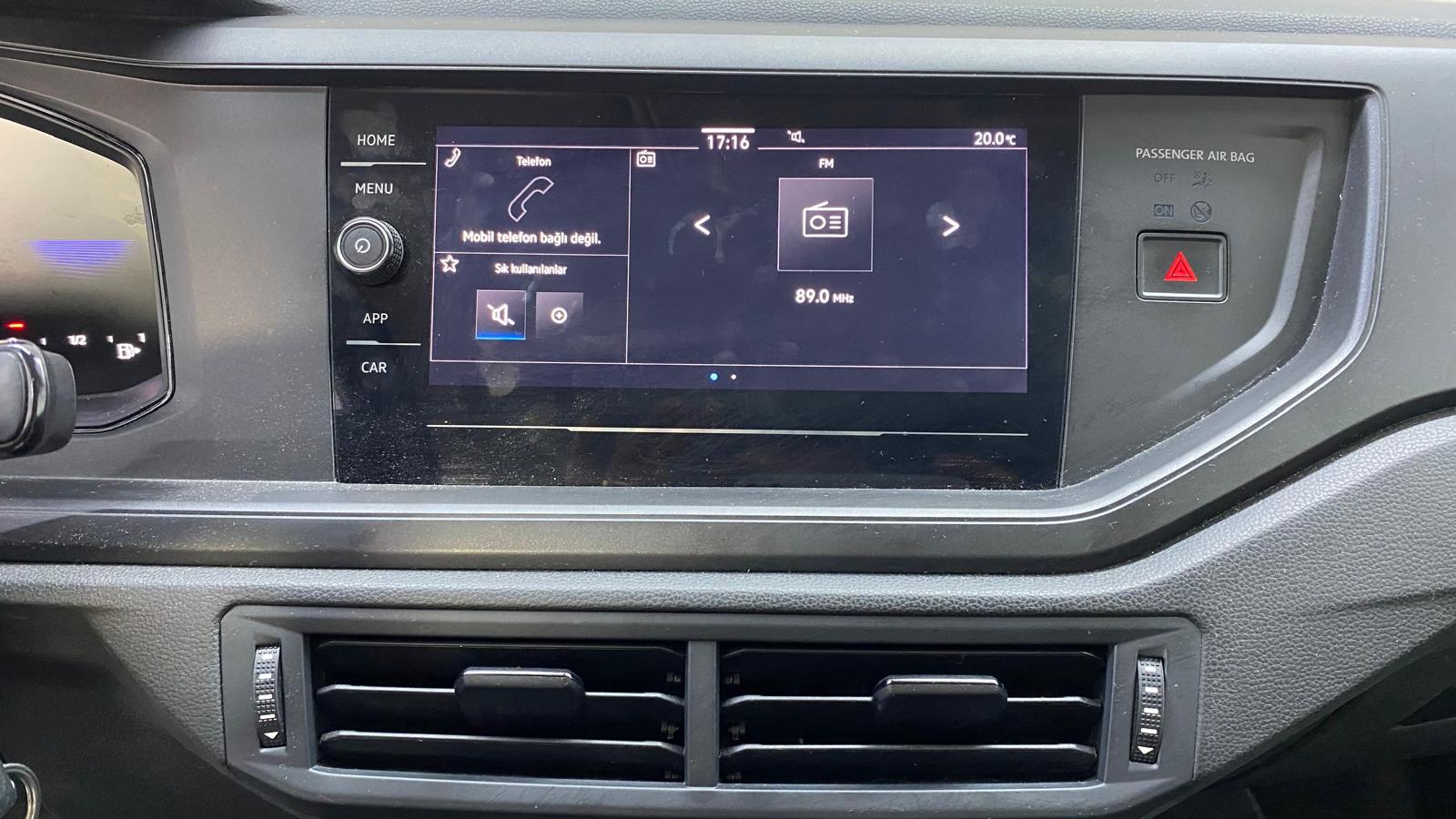 VOLKSWAGEN POLO 12